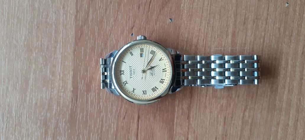 Tissot original s garantiyem 1 God