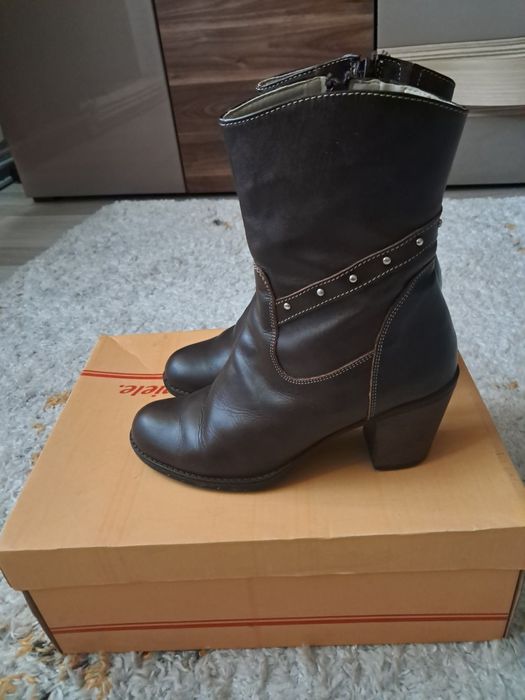 Ghete dama piele naturala mărimea 37