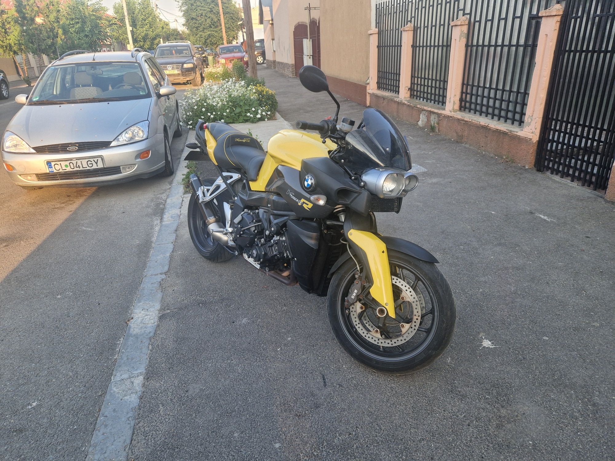 Vând BMW K1200R,