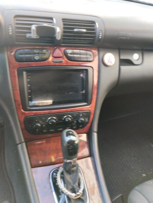Мерседес 203W 2.2 Дизел