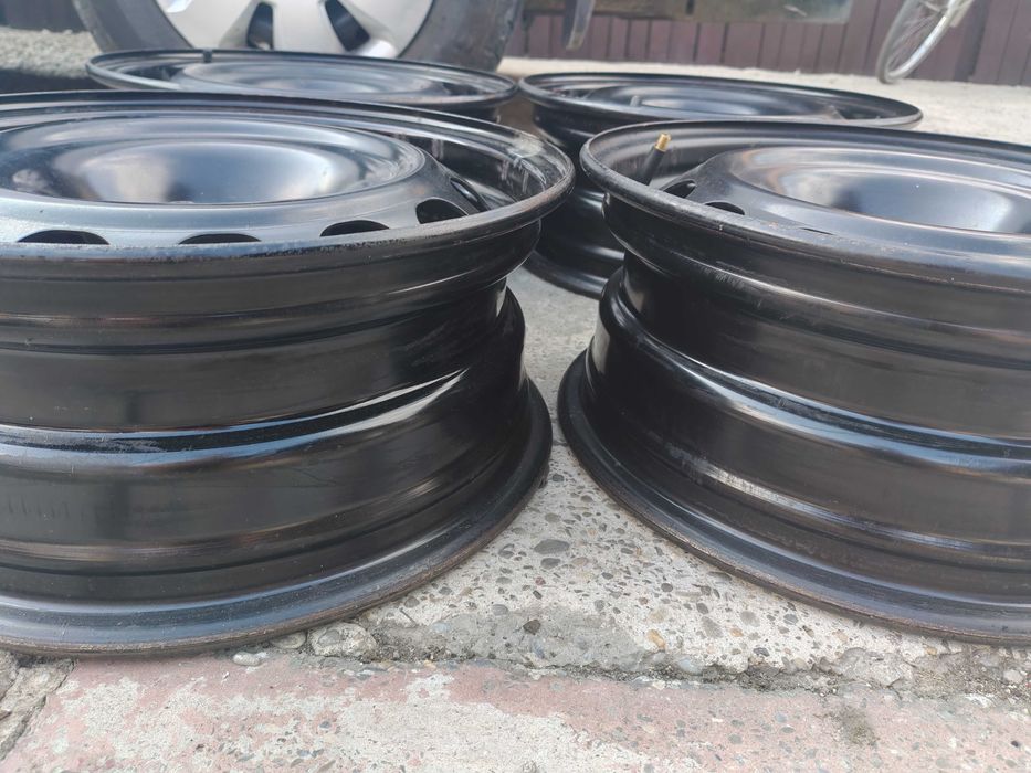 Jante tabla pe 15,4prezoane,originale PEUGEOT,CITROEN,FORD,