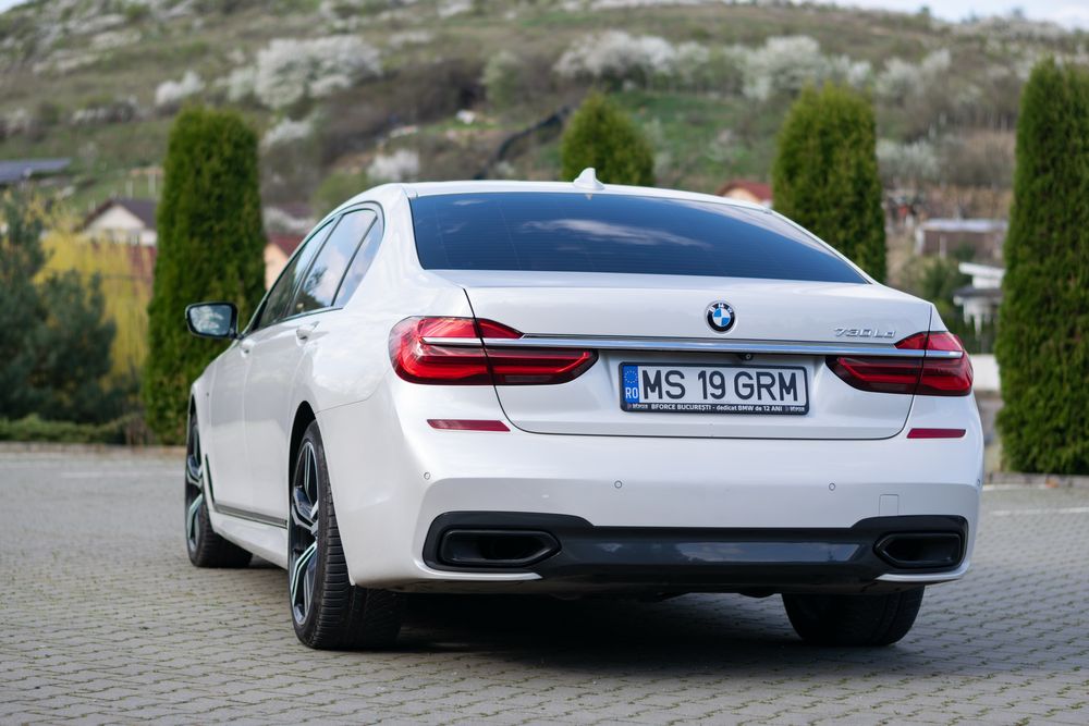 BMW seria 7 long 730LD pachet M!  *km reali*