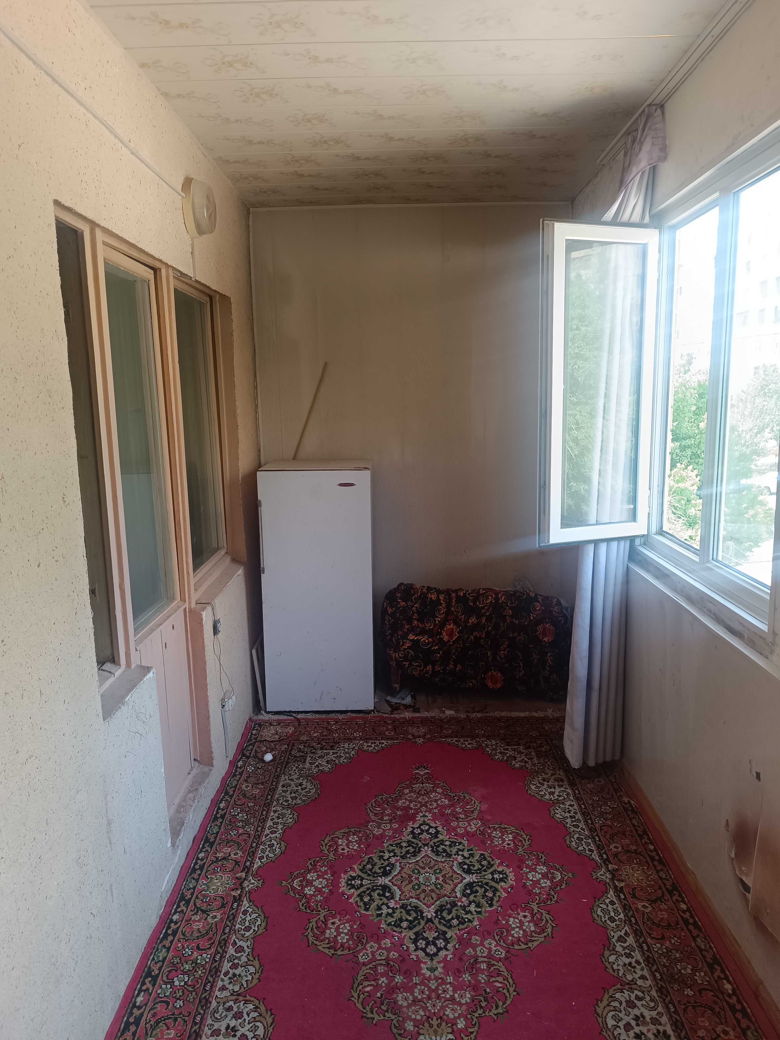 СВОЯ срочно продам Юнусабад 16, 4/2/5, улучшенка