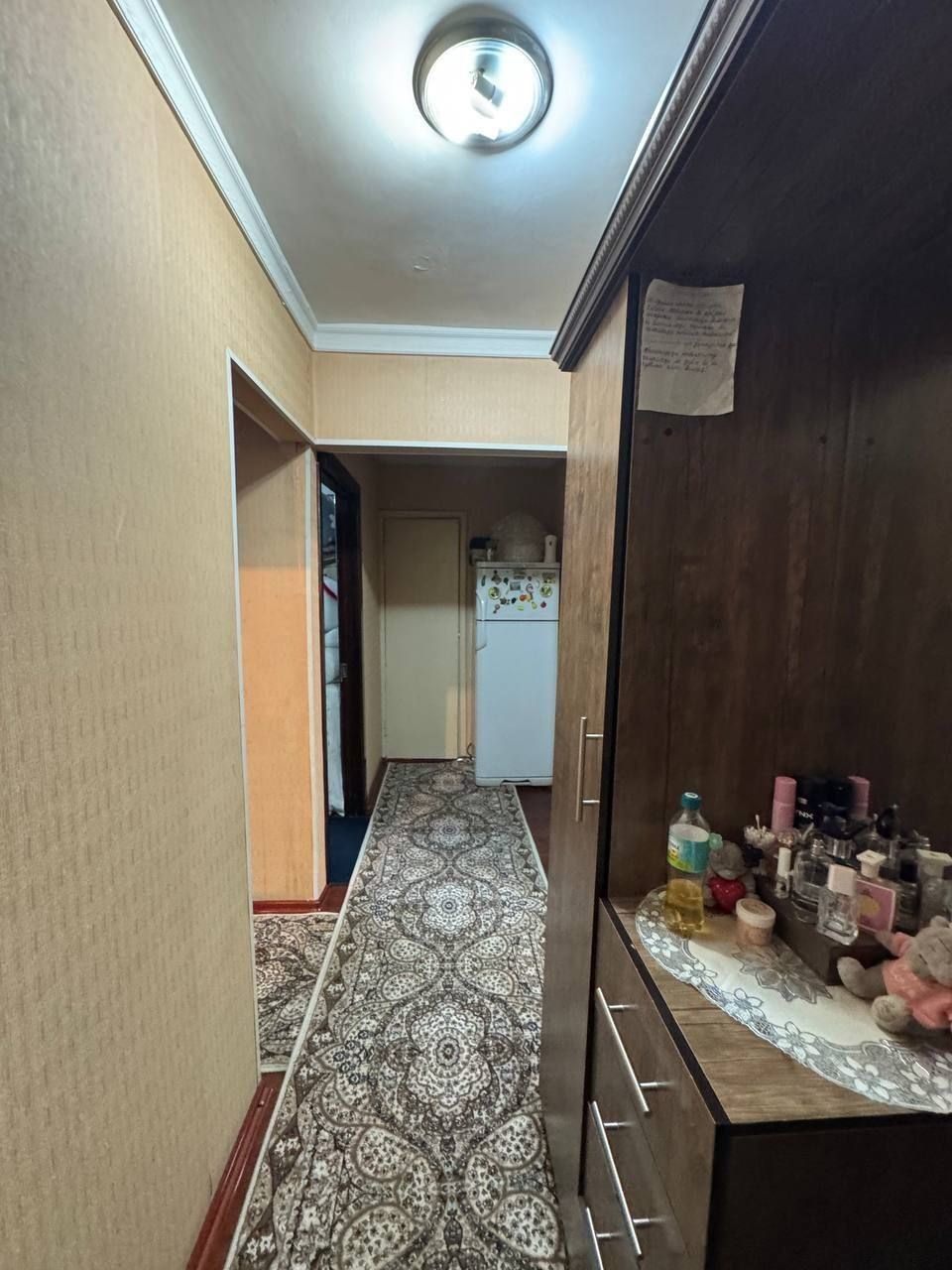 3 хонали 3чи каватдан квартира сотилади