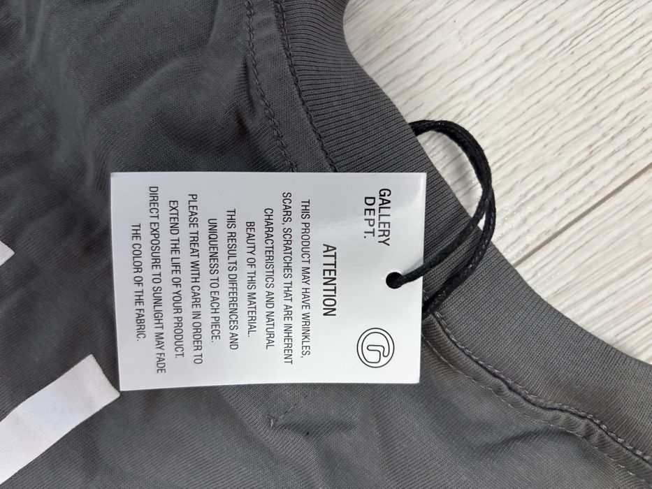Tricou Gallery Dept. original – gri cu imprimeu față/spate / Size -M