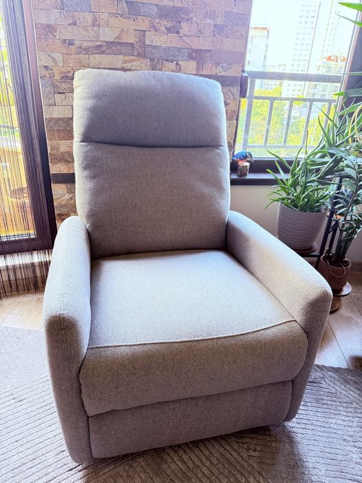 Сив разтегателен фотьоил с ел механизъм