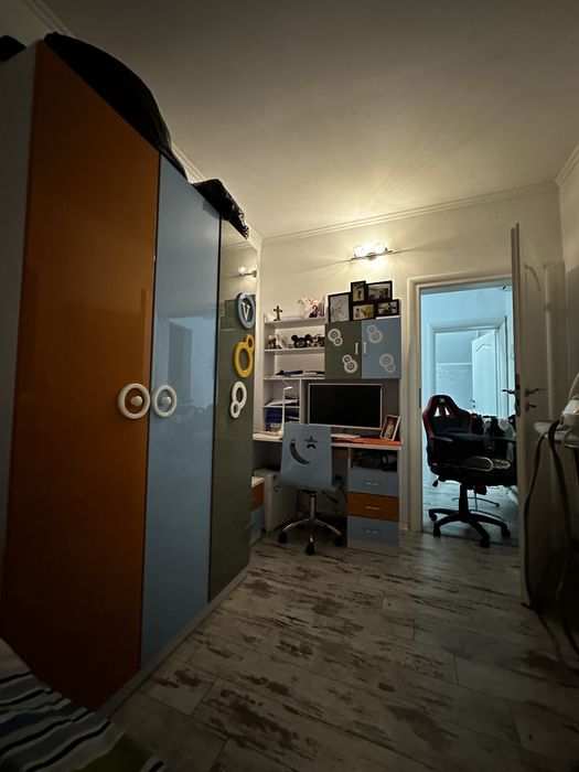 Vand dormitor copii cu saltea inclusa in pret