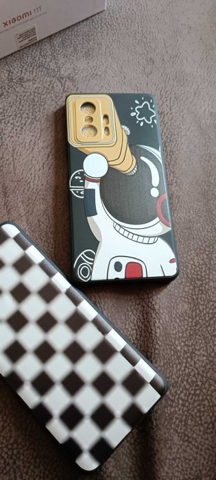 Кейсове за Xiaomi Mi 11t/11t pro