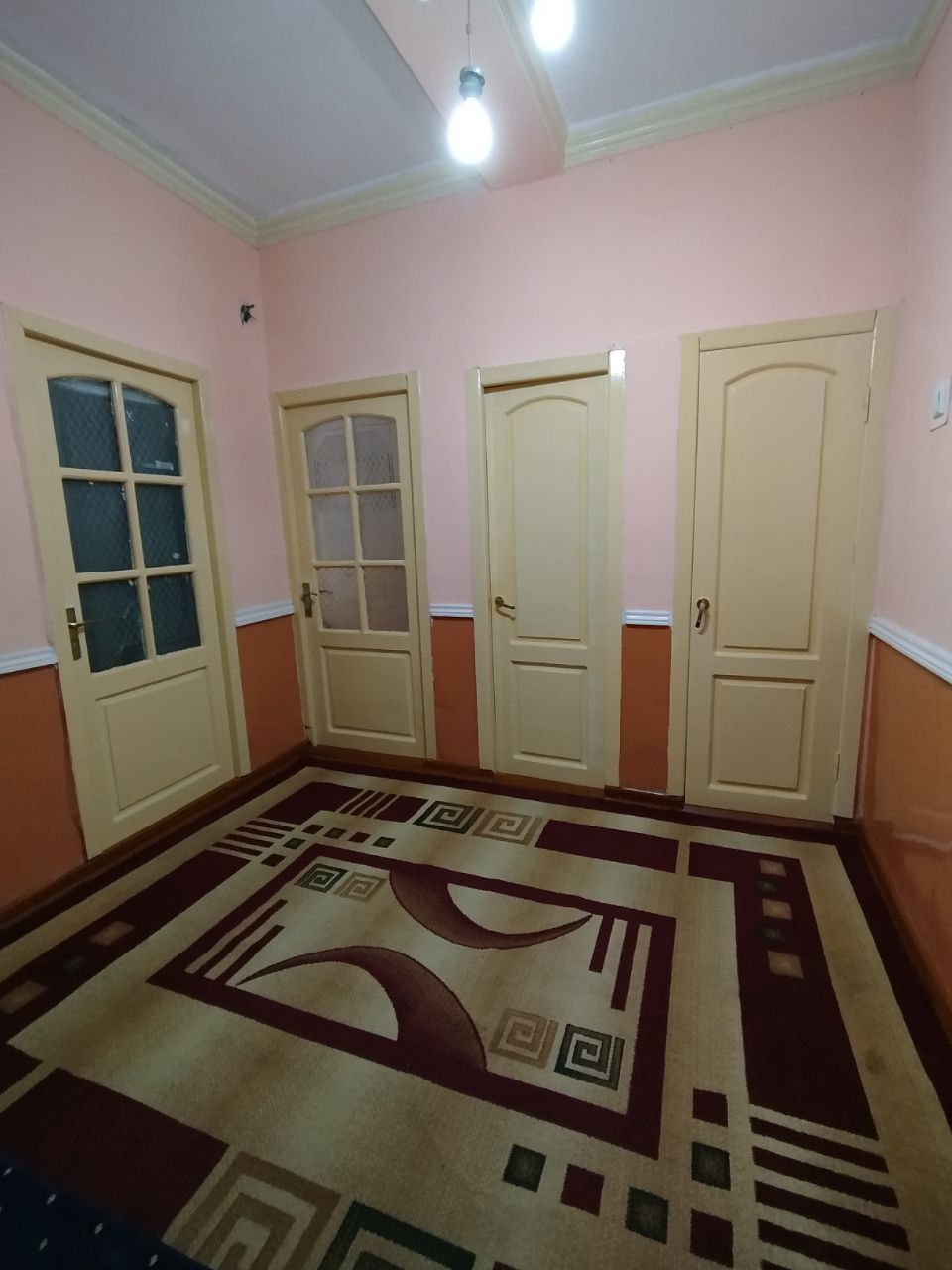 Продается двухкомнатная квартира на массиве Водник