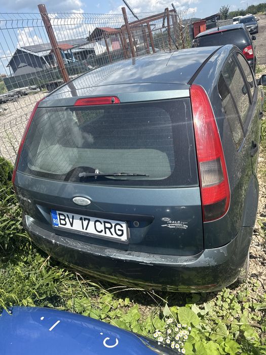 Dezmembrez sau vand complect Ford Fiesta 1,4 din 2002