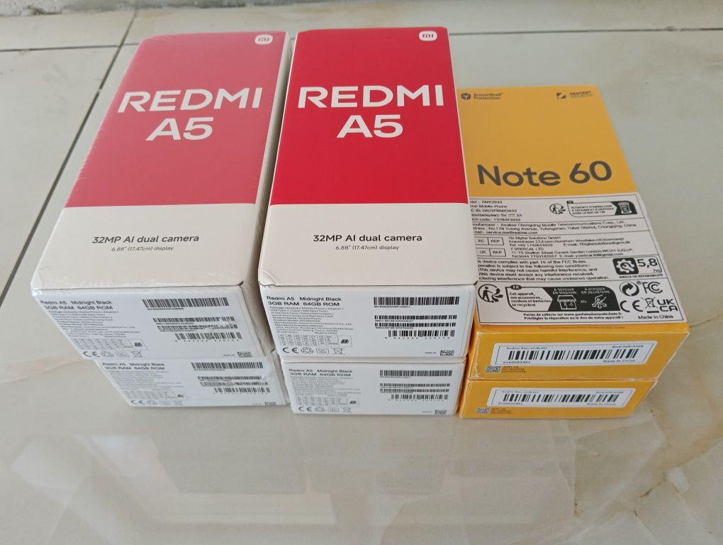 Vând telefoane noi!