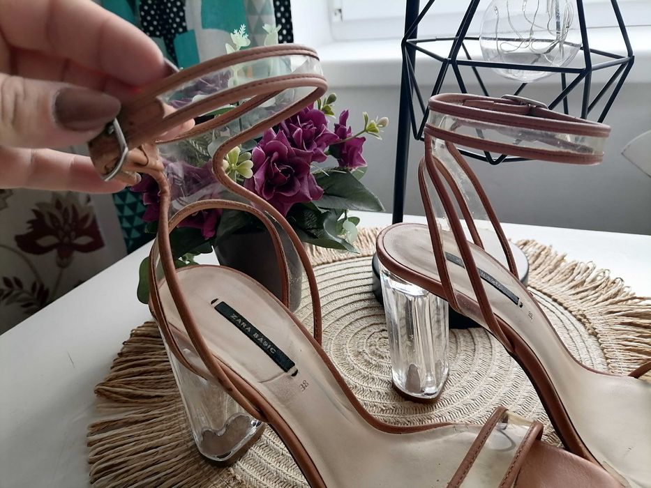 Sandale Zara mărimea 38