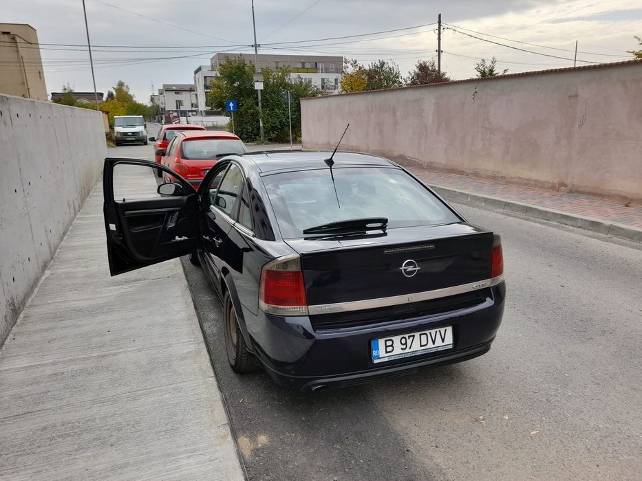Proprietar vând Opel Vectra C GTS  2006
