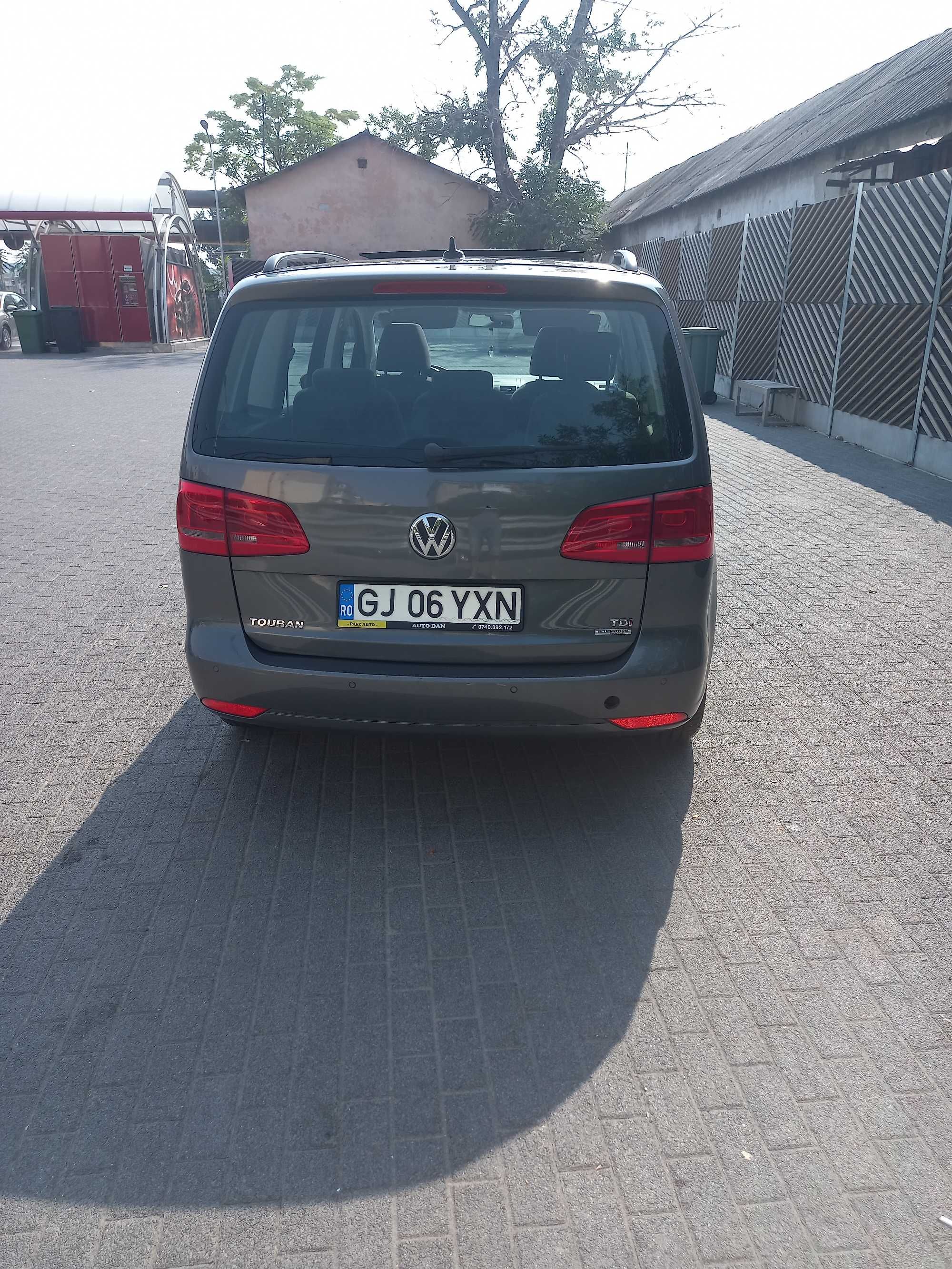 Vand VW.Touran  An fabricatie 2011.Motor 1600tdi