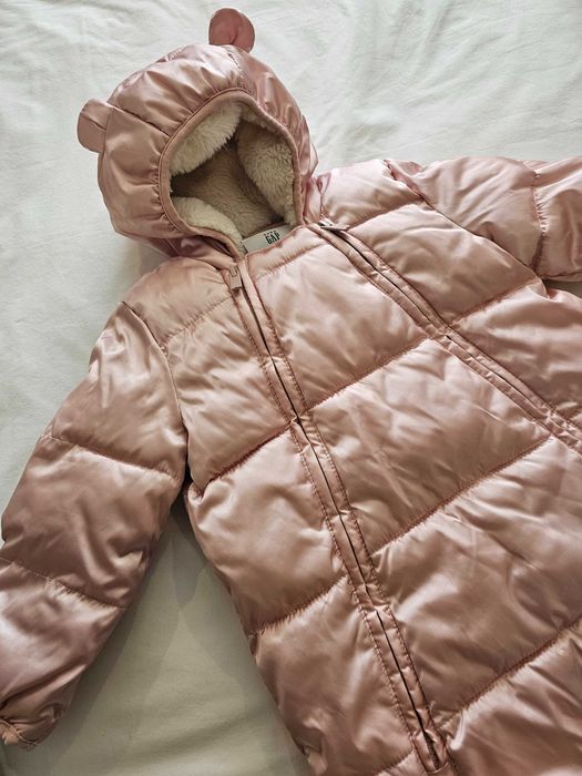 Детски космонавт на GAP