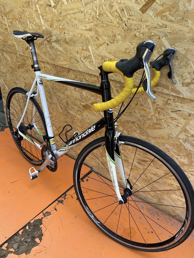 Bicicleta cursiera cannondale caad8 roti 28” cadru aluminiu marimea 61