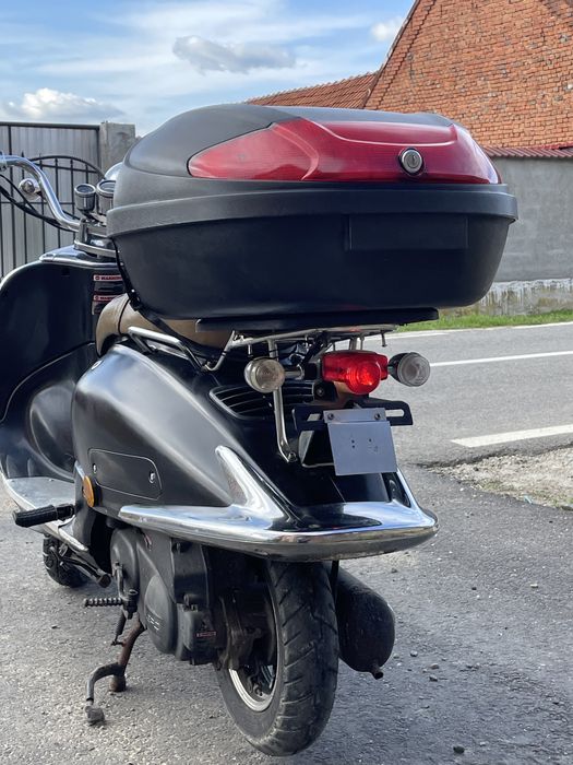 Scuter Benero Retro