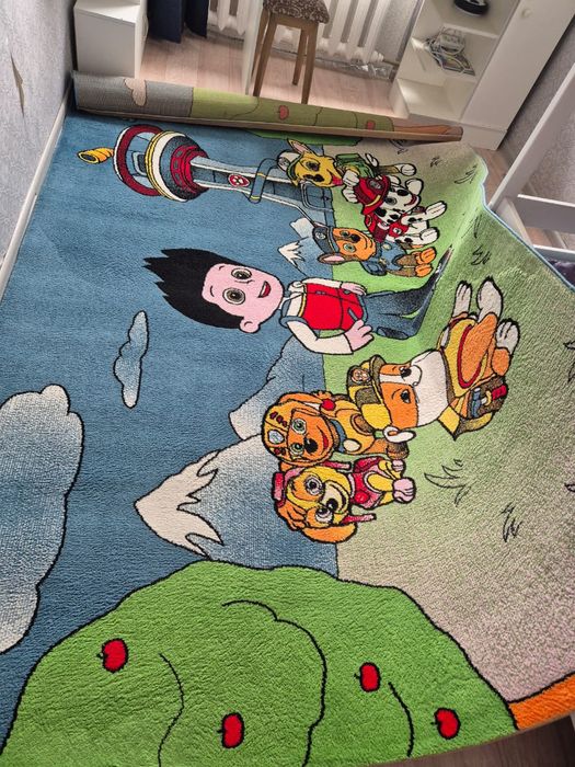 Продам палас почти новый