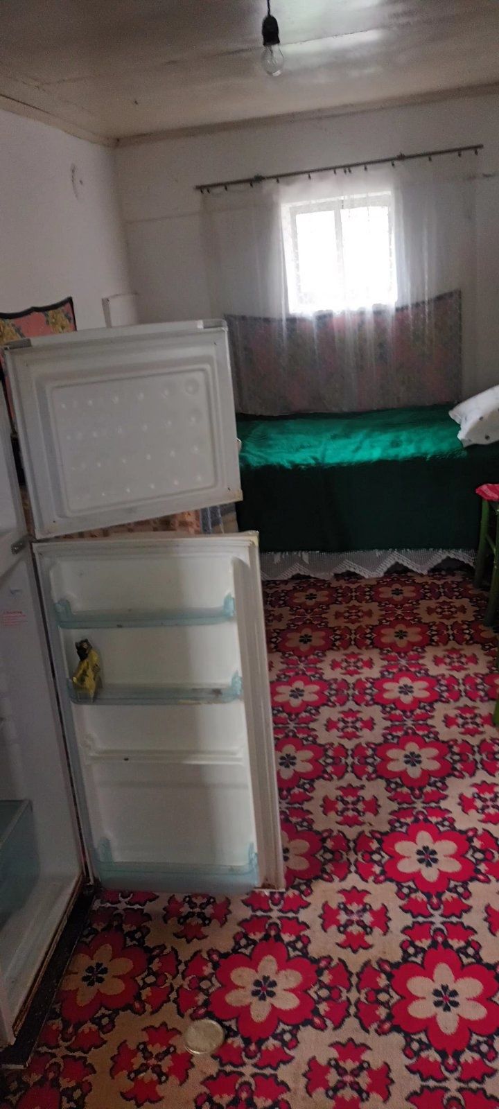 Продава се имот с къща