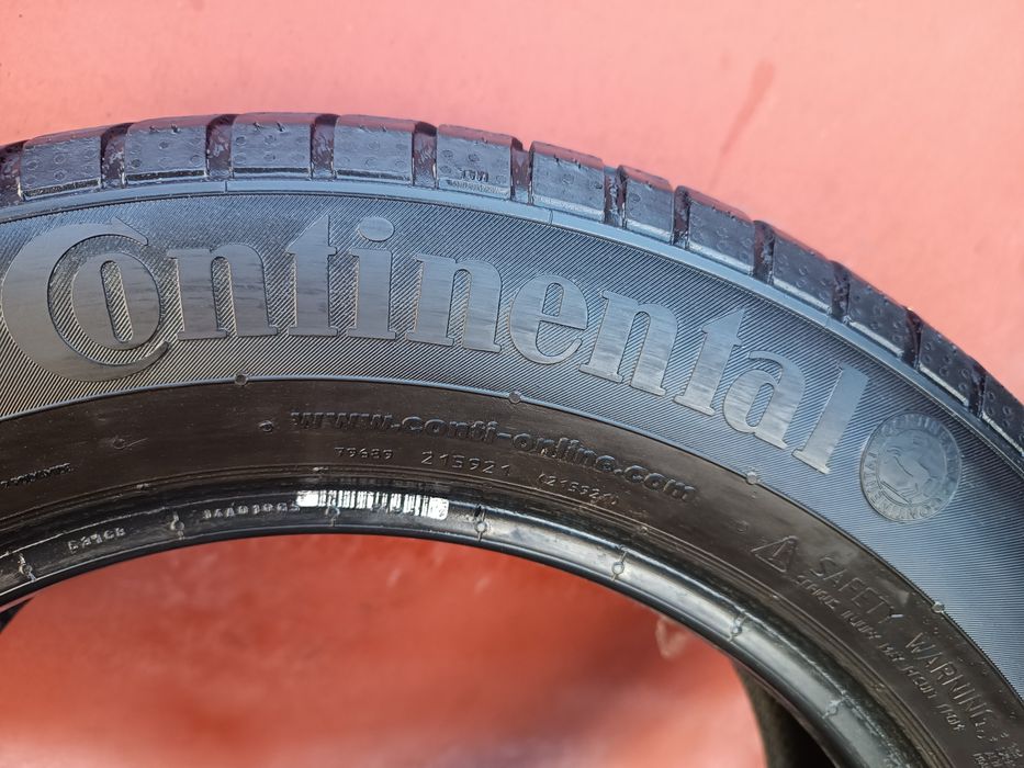 205/60/16 Continental