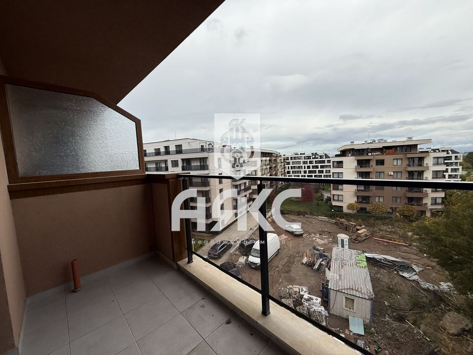 Двустаен апартамент в кв. Малинова долина