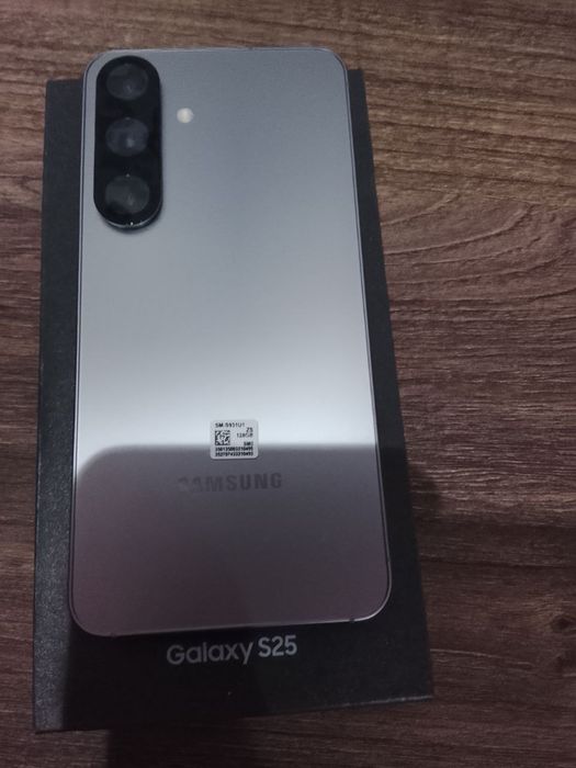 Samsung s25 128g