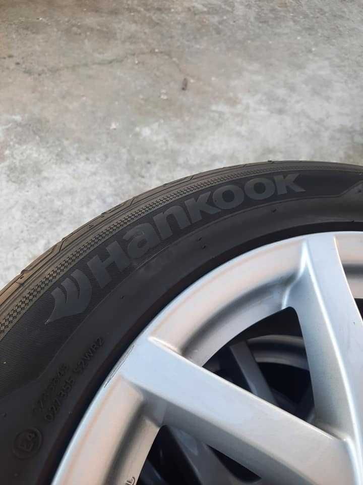 4 Броя 215/55/17 Hankook 2x7,5mm 2x7mm