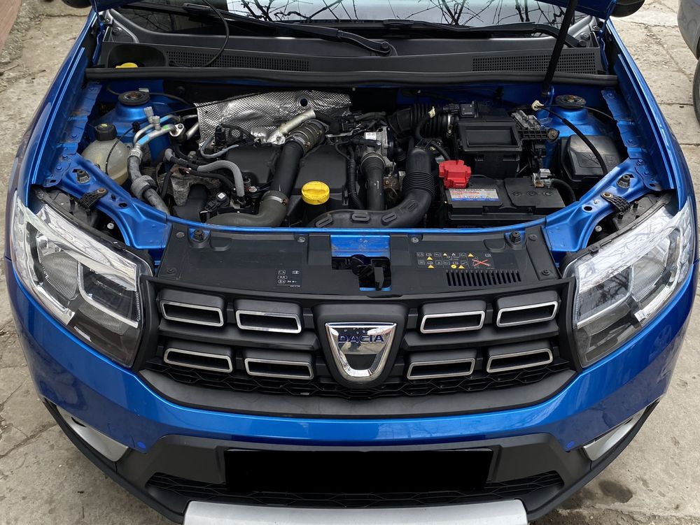 Dacia Sandero Stepway 2017 1.5 DCI  90 CP C.V AUTOMATA FULL | VARIANTE