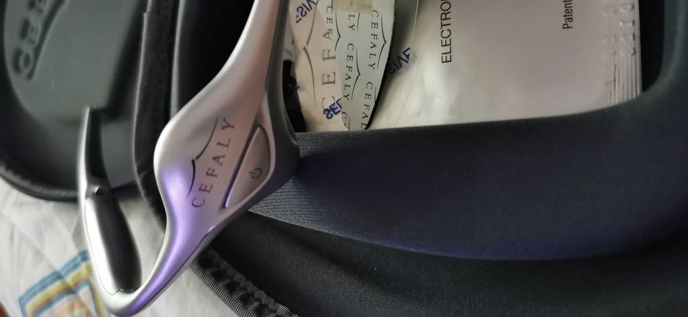 Aparat terapeutic pentru tratarea durerilor de cap