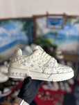 LV Trainer White Cream