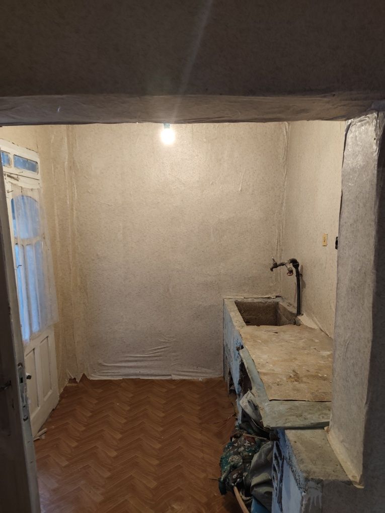 Продавам къща с Средец,обл Стара Загора