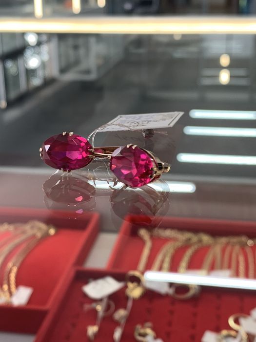 Золото серьги ЖанТаС ломбард г.Астана