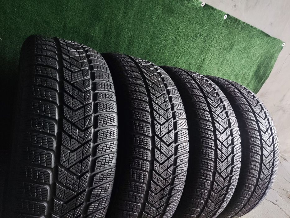 4бр зимни гуми 235/60/18 Pirelli Scorpion Winter, XL подсилени
7мм гра