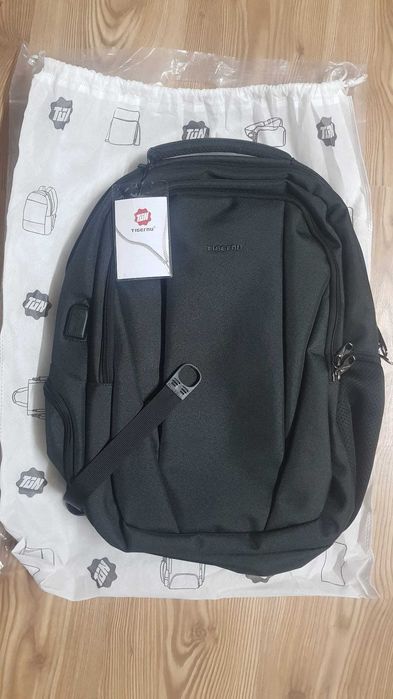 Tigernu 15.6" Laptop Backpack. 19 litri Nou ambalat!