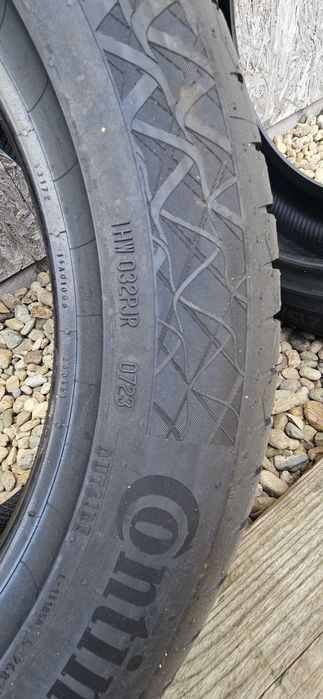 Anvelope Continental PremiumContact 7 EV 215/55 R17 98W XL
