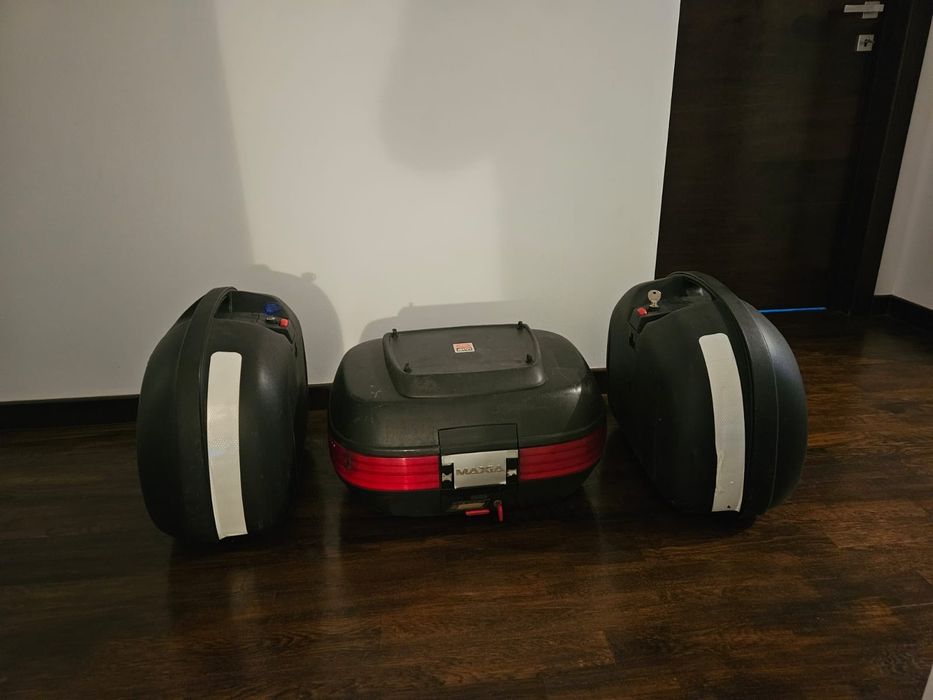 Cutii moto Givi cu suporti