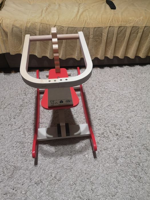 Căluț din lemn pentru copii