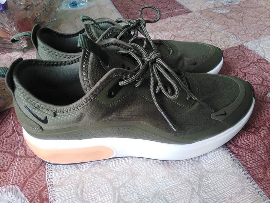 Маратонки Найк