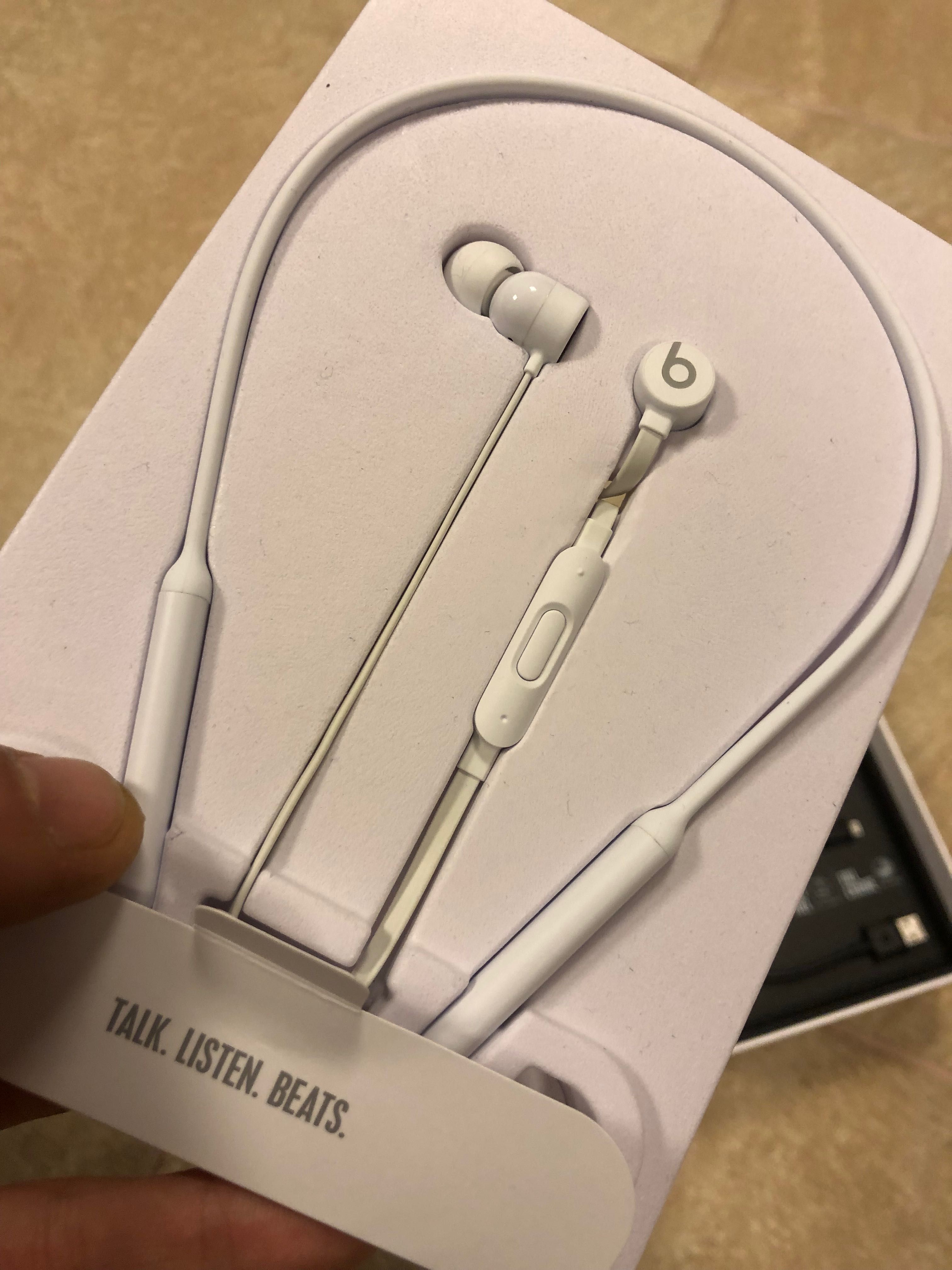 Apple BeatsX - (Beats by Dre)