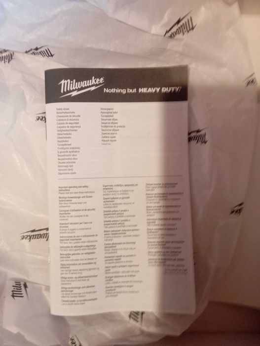 Нови.Mikwaukee 42,43