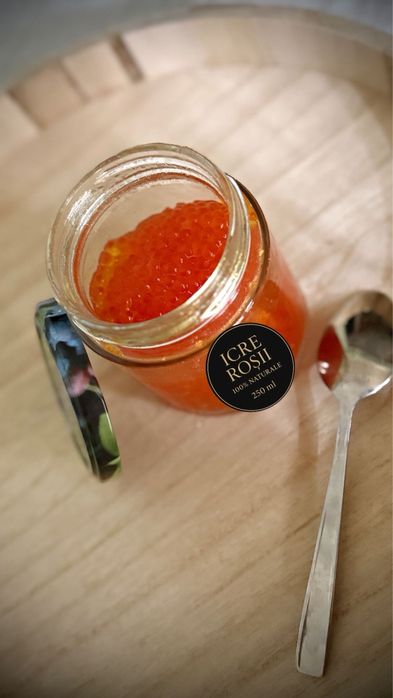 Icre rosii de Somon “Caviar Rosu “