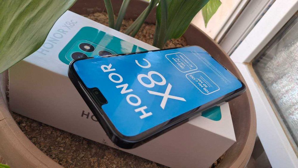 HONOR X8c  обмен жасаймын.  Доплата қосамын,  Samsung A56  болса