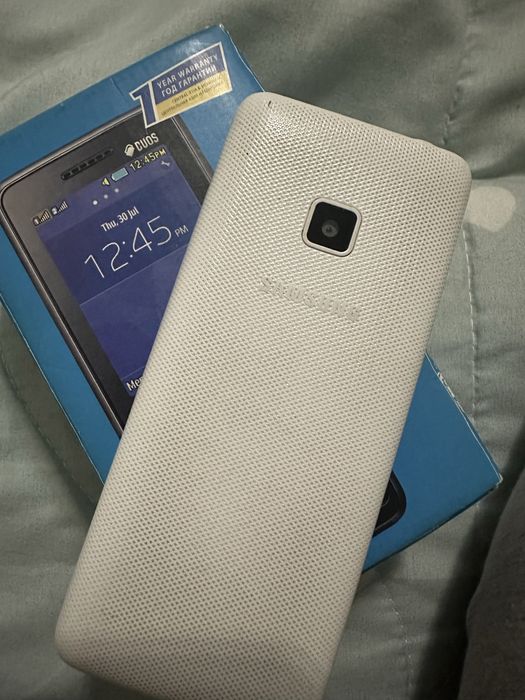 samsung knopkali telefon