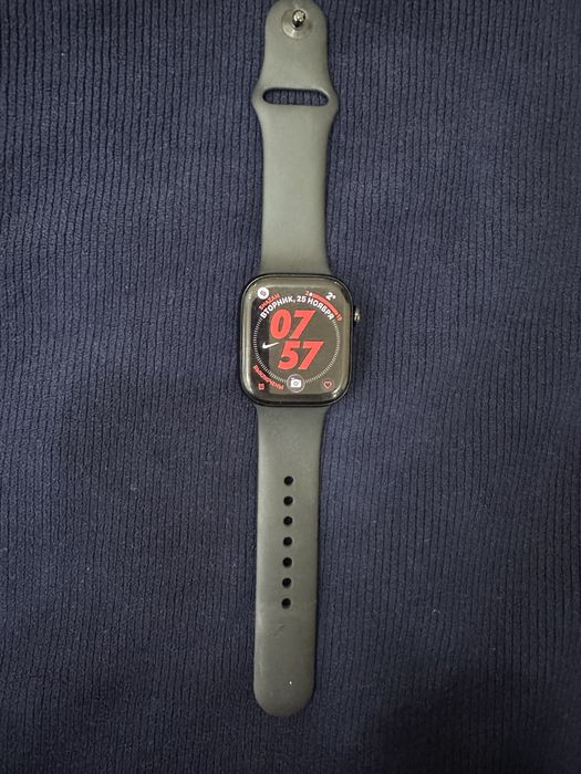 Apple watch 10 42mm Original sotiladi