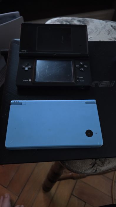 Vând 2 console nintendo ds I perfect funcționale modate !
