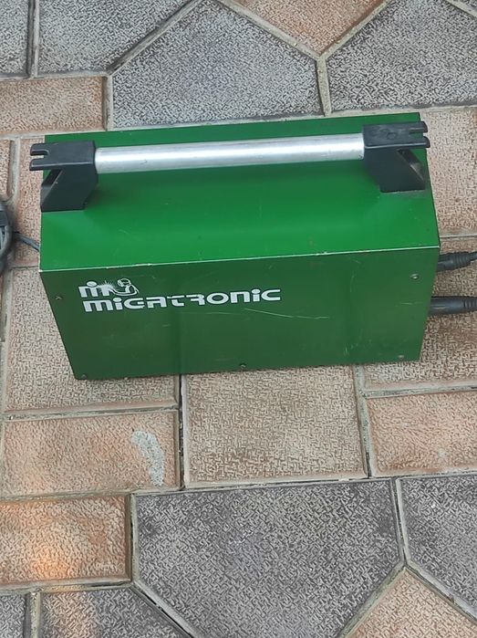 Invertor de sudura MIGATRONIC