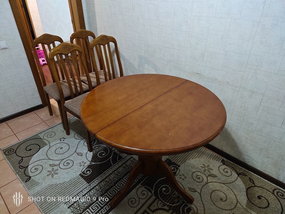 Продам Стол + 4 стула