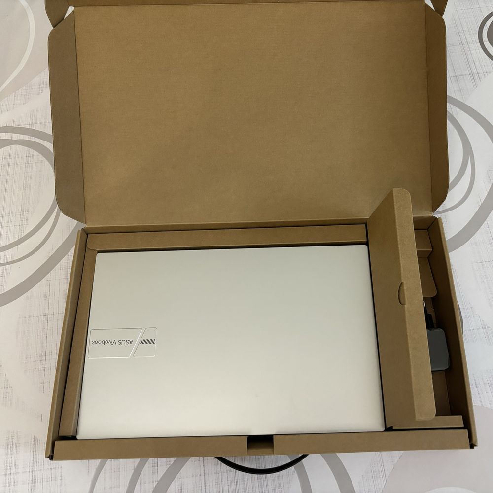 Asus Vivobook X1504Z Core i7