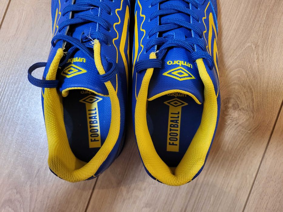Футболни обувки Umbro