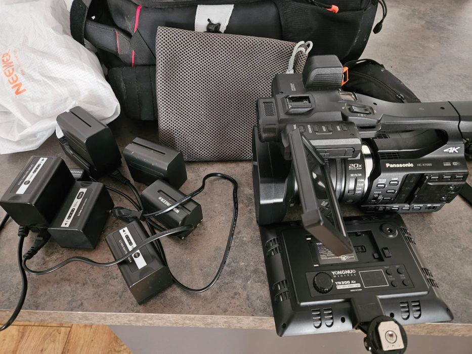 Panasonic HC-X1000. Camera 4K